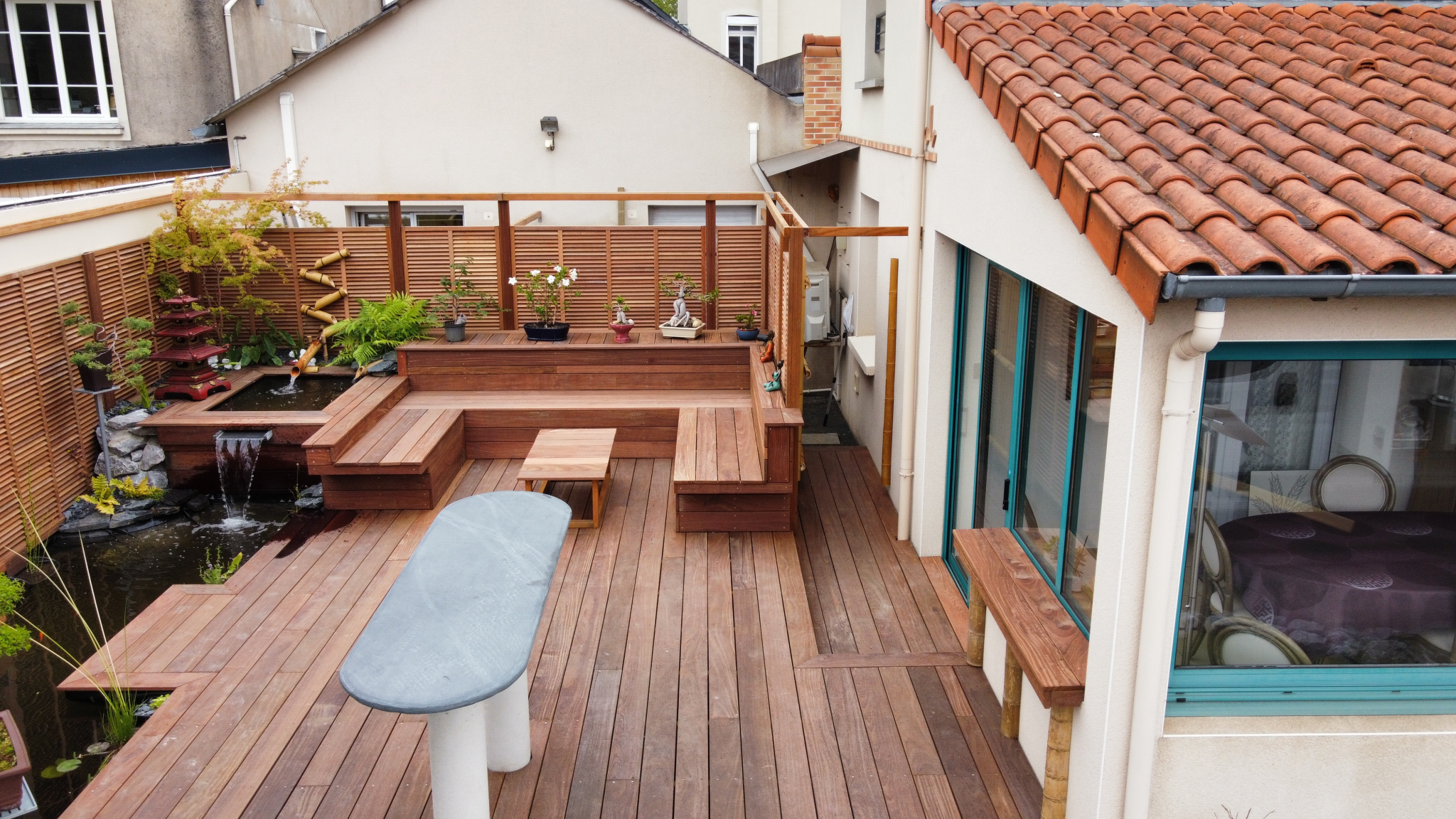 Comment Cacher Un Mur Exterieur Moche Du Voisin Cacher le mur du voisin : quelles solutions possibles ? - Bois Expo