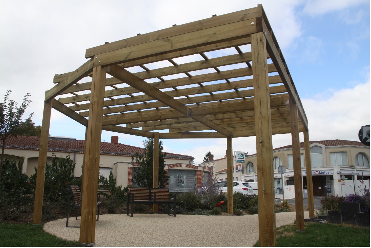 pergola résistante en bois