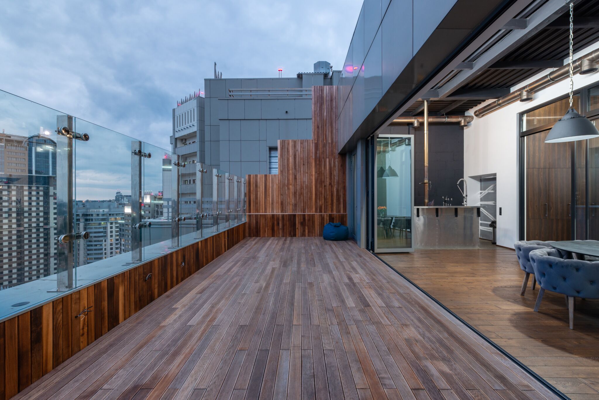 pourquoi choisir le bois comme sol pour son balcon ?