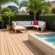 Terrasse avec salon extérieur et jacuzzi.