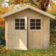 Abri de jardin en bois clair