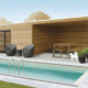 Terrasse moderne en bois avec piscine et salon
