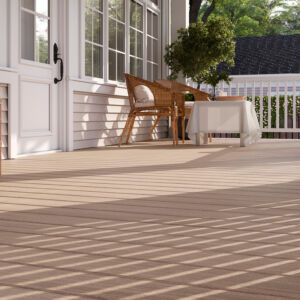 Terrasse en bois avec chaises et table blanche